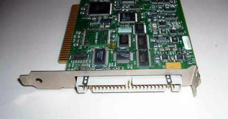 NI LAB-PC-1200 ISA Assy 183008H-01 carte E/S multifonctions