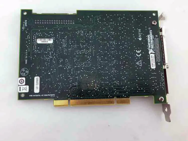 NI PCI-6143 778913-01 DAQ Card, 8 Channel 16bit simultaneous sampling