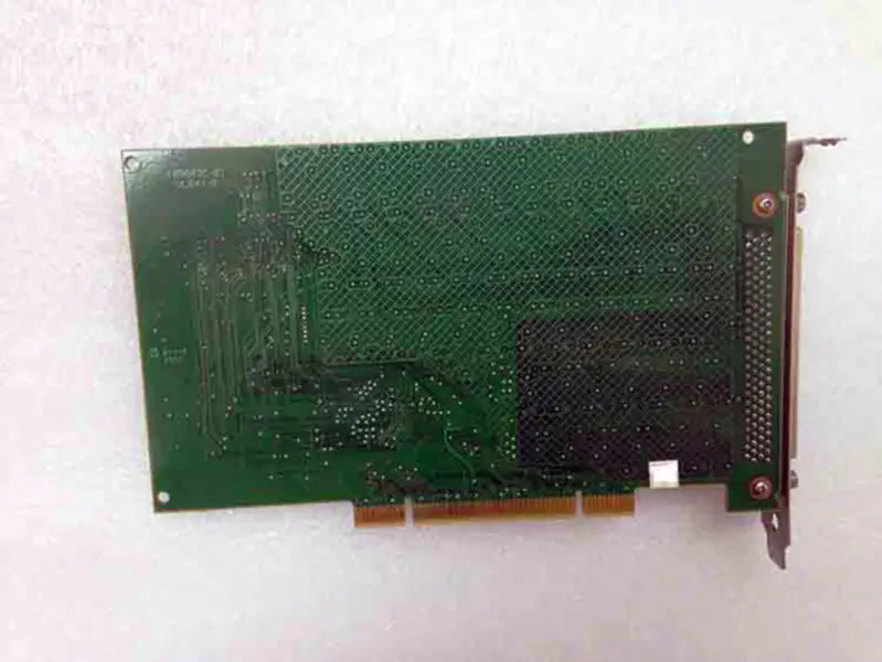 NI PCI-6527 Carte DAQ E/S numériques isolées