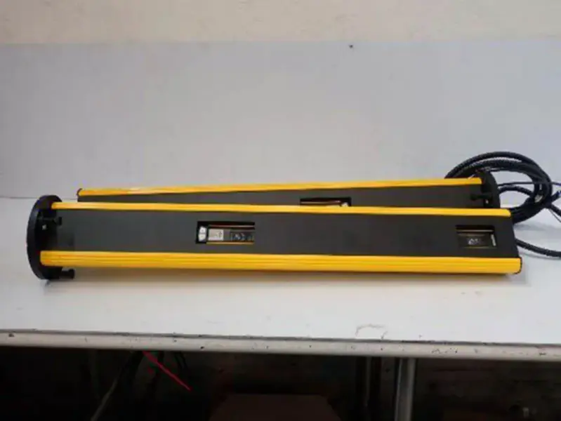MALADE M40S-025000AR0