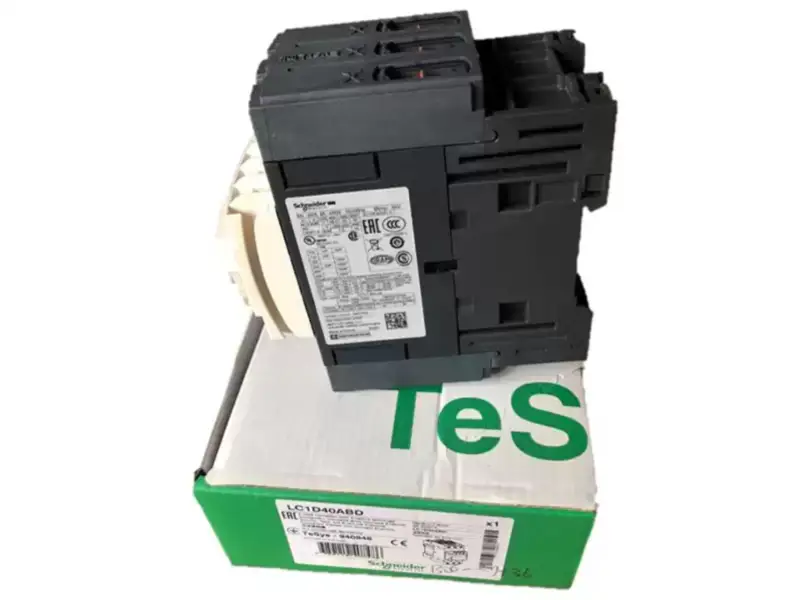 nouveau et original LC1D40ABD 40A 24VDC 3P Schneider DC Magnetic Contactor
