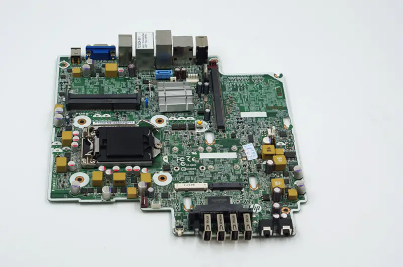 HP Elite 8300 USDT 657095-001 656937-001 Carte mère AIO