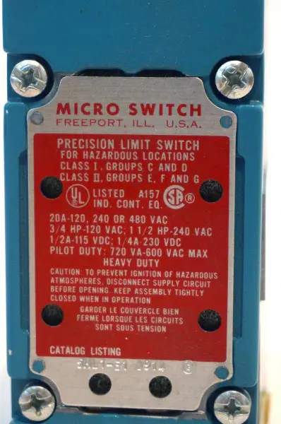 MICRO INTERRUPTEUR 5ML1-E1