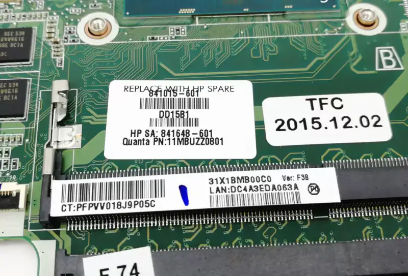 HP 841015-601 841015-001 841015-501 DAX1BMB1AF0 avec carte mère SR2EZ I7-6500U
