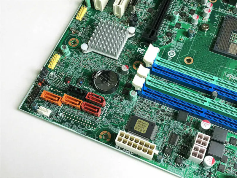 Carte mère Lenovo 03T8240