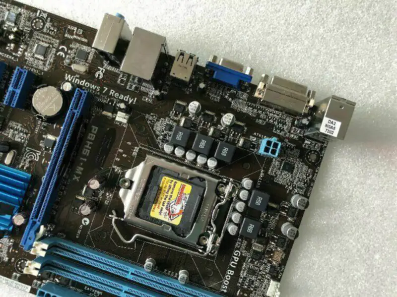 Carte mère Asus P8H61-MX MicroATX