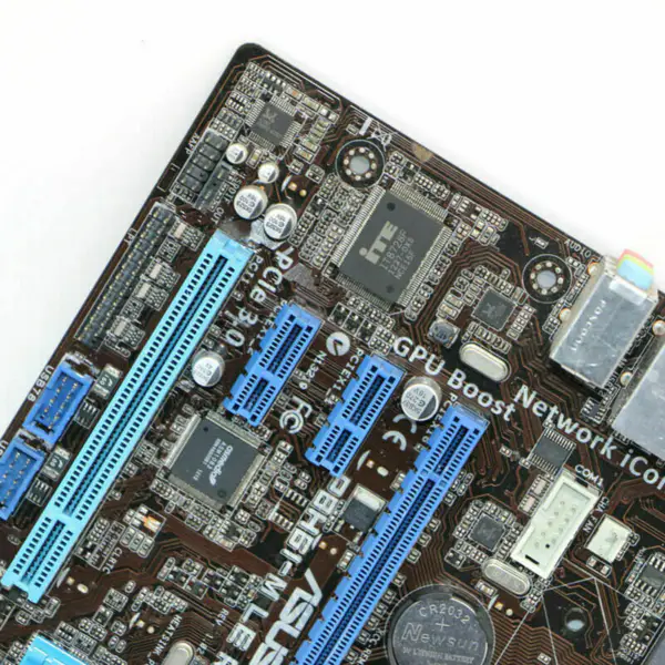 Carte mère Asus P8H61-M LE R2.0