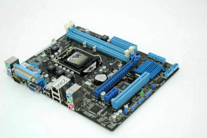 Carte mère Asus H61M-C