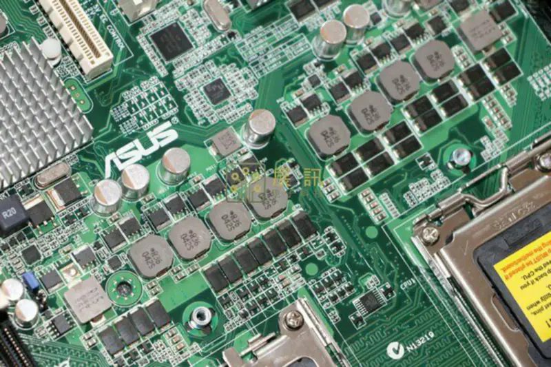 Carte mère Asus KCMR-D12