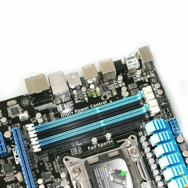 Carte mère Asus P9X79LE