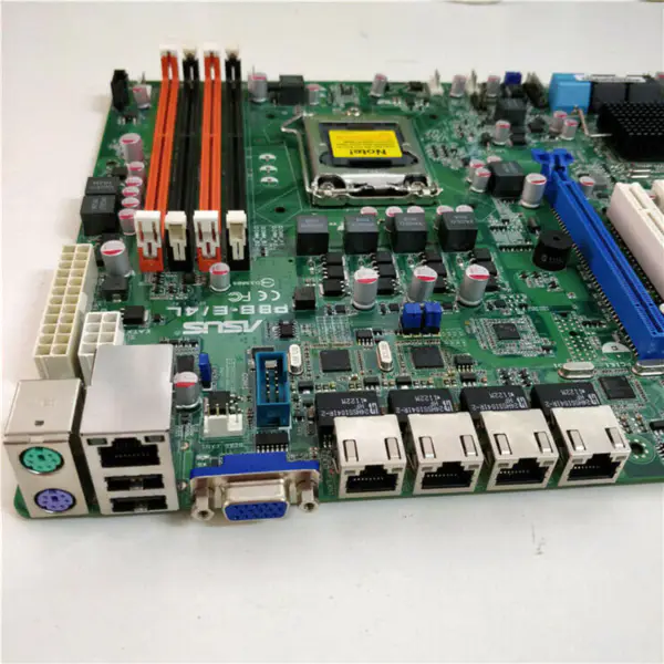 Carte mère Asus P8B-E/4L