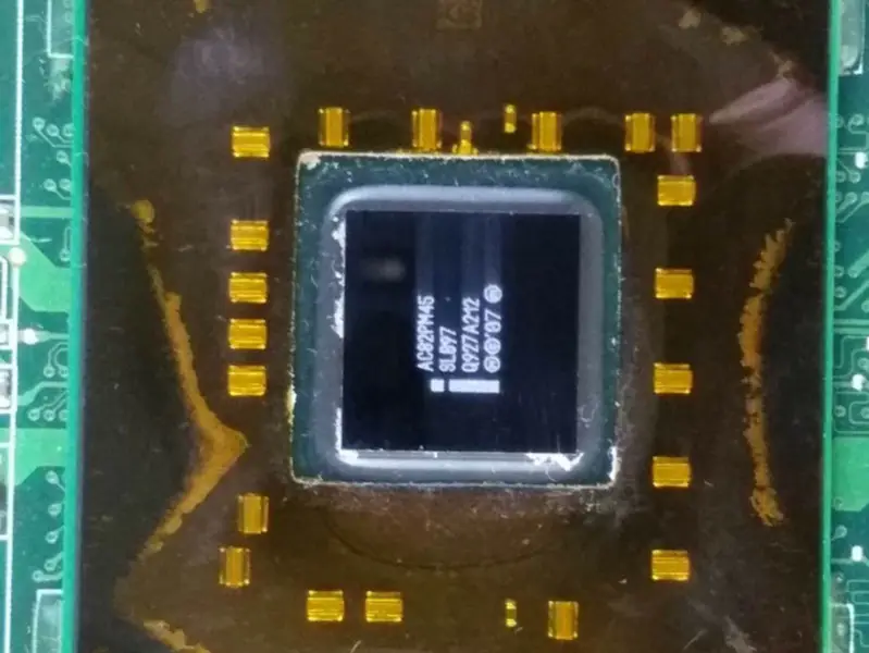 Carte mère Asus 69N0BBM13A01-01