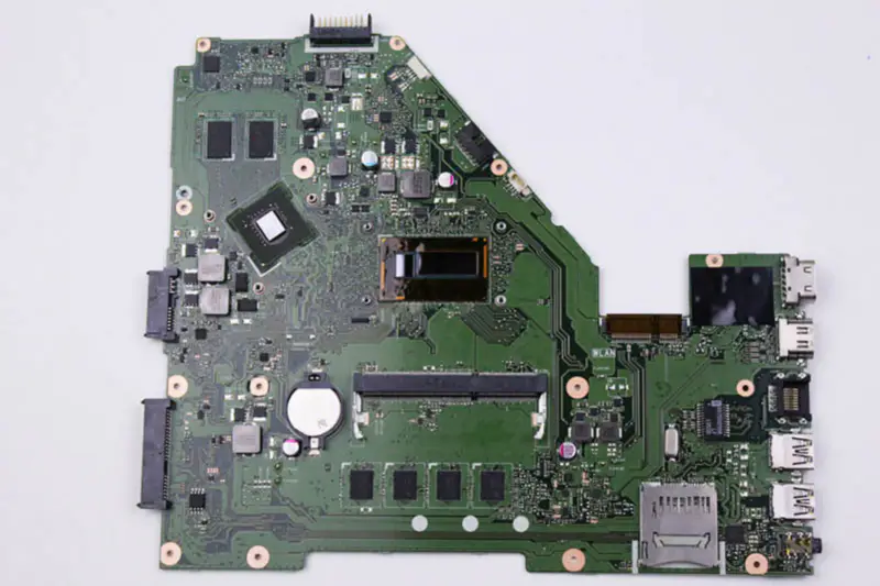 Carte mère Asus 60NB04T0-MB8500 ATX