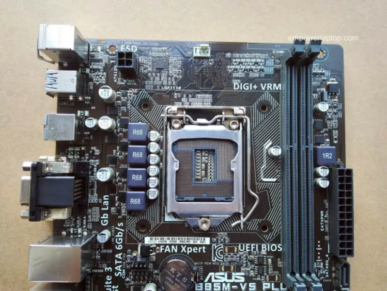 Carte mère Asus B85M-V5 PLUS B85 LGA 1150 Micro-ATX