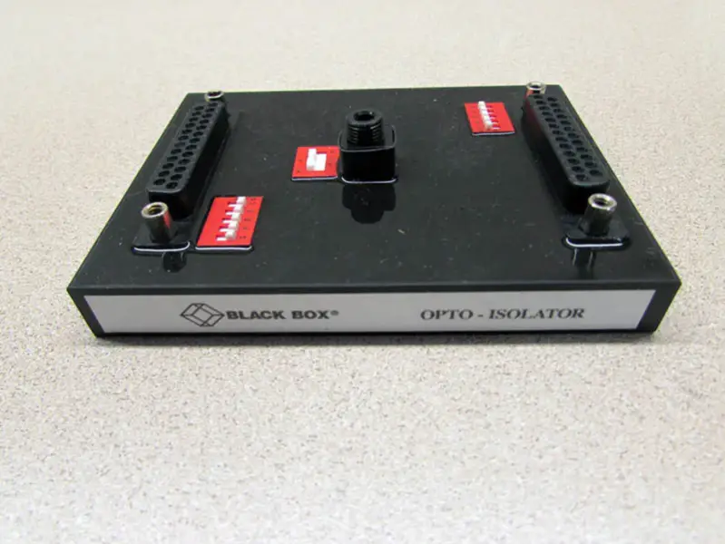 Boîte noire SP400A-R2