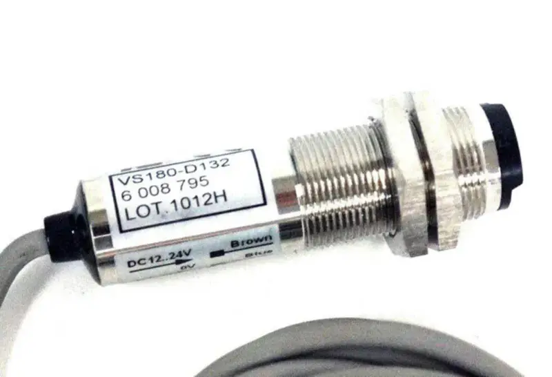 OPTIQUE MALADE VS/VE180-P132