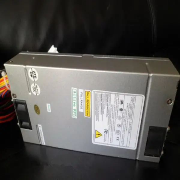 FSP AT -5V 1U P8P9 300W Peak 450W Alimentation à découpage FSP300-601U SPI3001UH