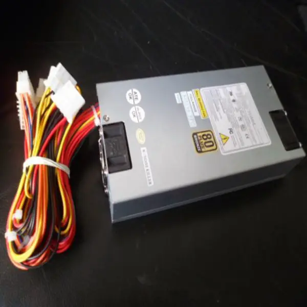 FSP AT -5V 1U P8P9 300W Peak 450W Alimentation à découpage FSP300-601U SPI3001UH