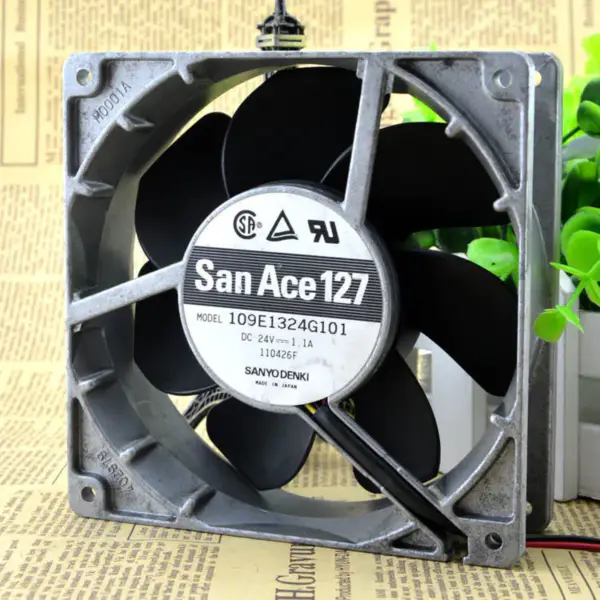 Sanyo 109E1324G101 DC锛?4V 1.1A 3-fils Ventilateur 12.7CM