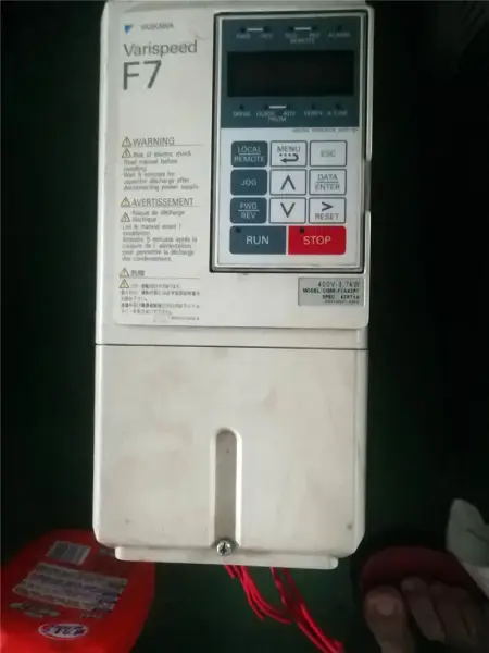 Onduleur YASKAWA CIMR-F7A43P7