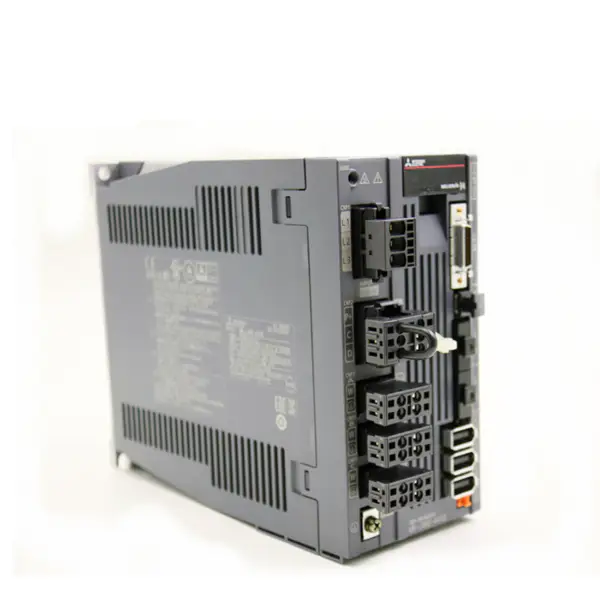 Mitsubishi MR-J4W3-444B ac Servo Amplifier Japan outboard motor