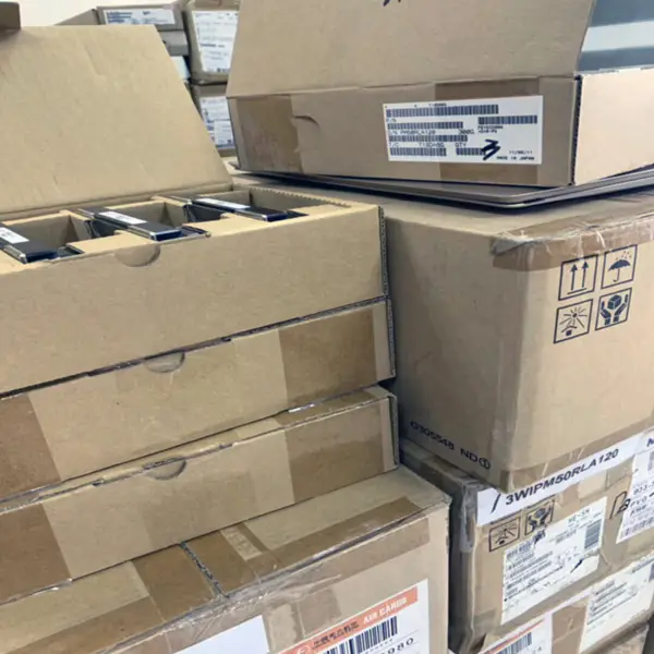 Fuji IGBT Module Module de puissance Module d'entraînement One stop service 2MBI150U4A-120-50