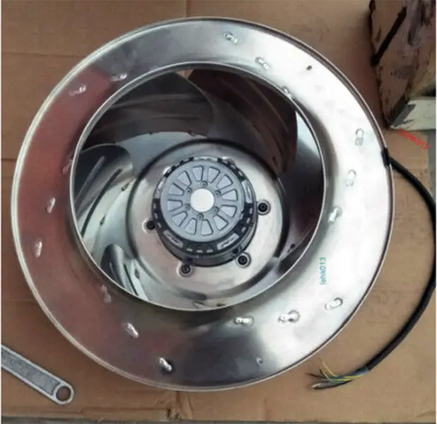 Ventilateur EBM R4D630-AQ13-05 4100W M4D138-LA SVG Ventilateur de refroidissement à compensation de puissance réactive