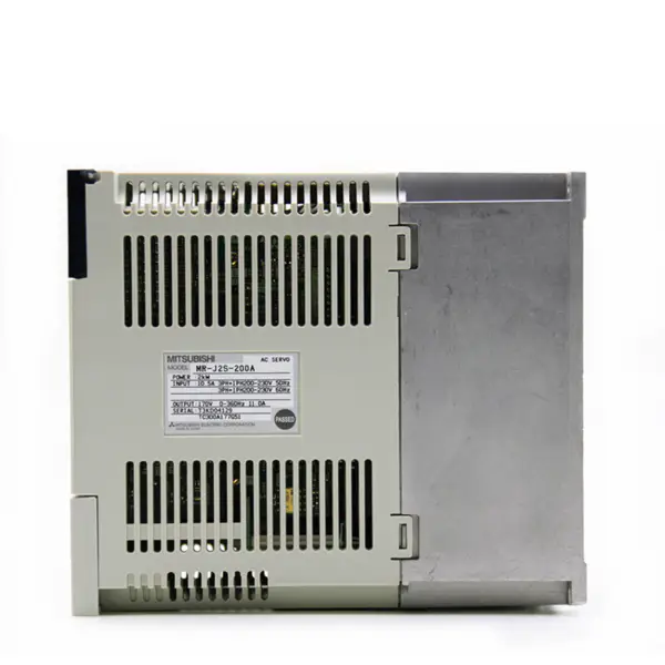 2KW Mitsubishi AC Servo Drive And Motors High Rpm 2 KW MR-J2S-200A Prix