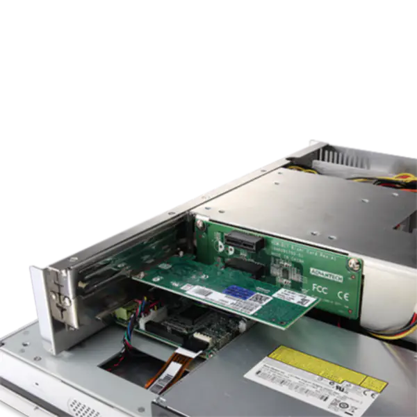 Advantech PPC-6150 15 pouces Panel PC avec processeur Intel-Core i3 / i5 / Celeron de 3ème génération