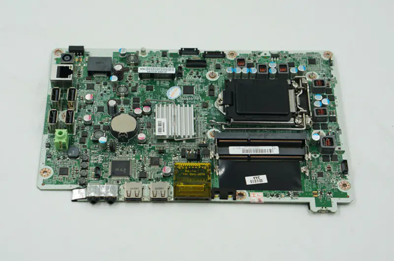 HP Omni 120 AIO 646908-003 DA0WJ5MB6F0 Carte mère