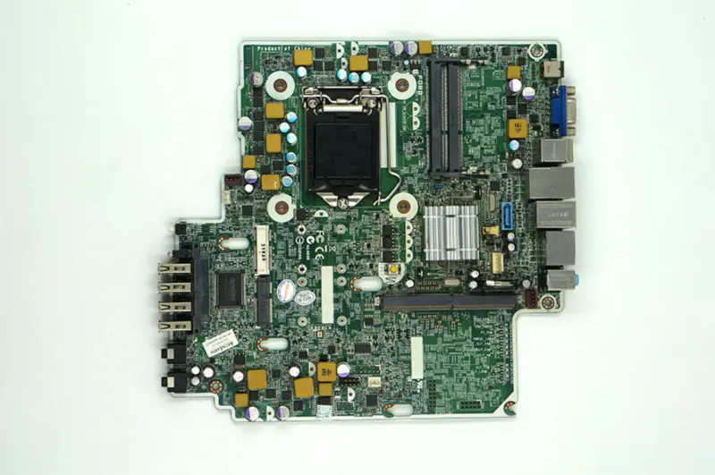 HP 8300 Elite 656939-001 711787-001/501/601 656937-002 Carte mère