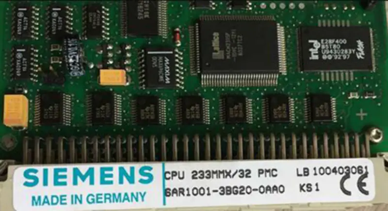 SIEMENS CPU 233MMX 32 PMC 6AR1001-3BG20-0AA0 Carte mère pour équipement industriel