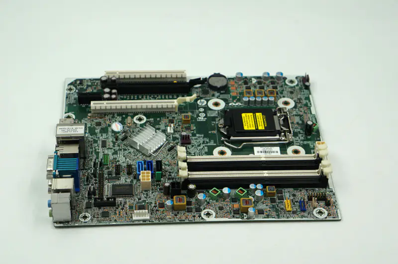 HP RP5810 748612-001 748493-001 Carte mère