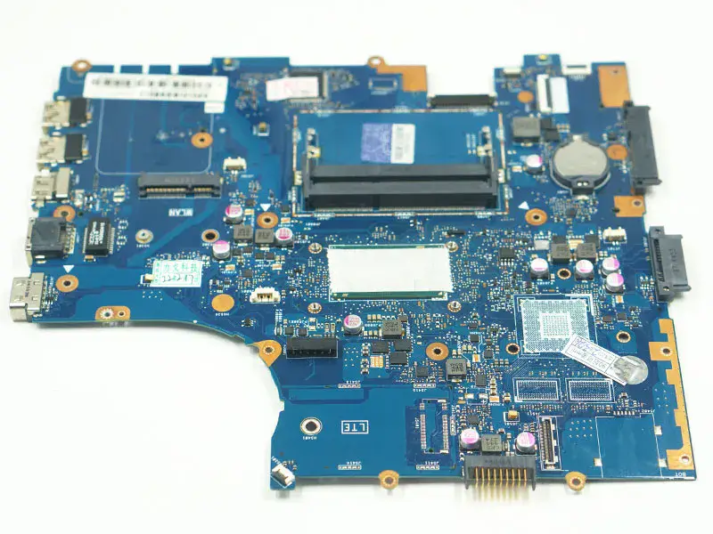 Carte mère Asus PU551LA avec carte graphique intégrée