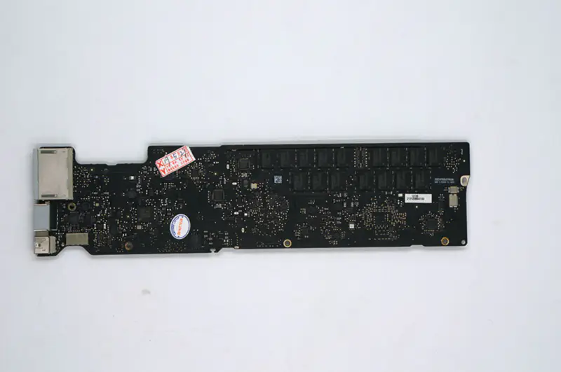MacBook Air (13 pouces Mid 2011) A1369 EMC2469 i5 G2 1.7Ghz 820-3023-A Carte mère