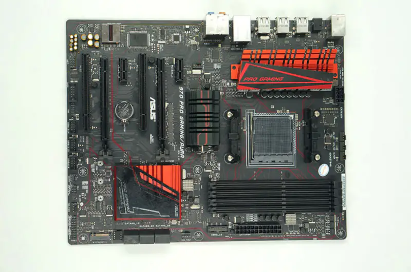 Ordinateur de bureau ASUS 970 PRO GAMING/AURA motherborad