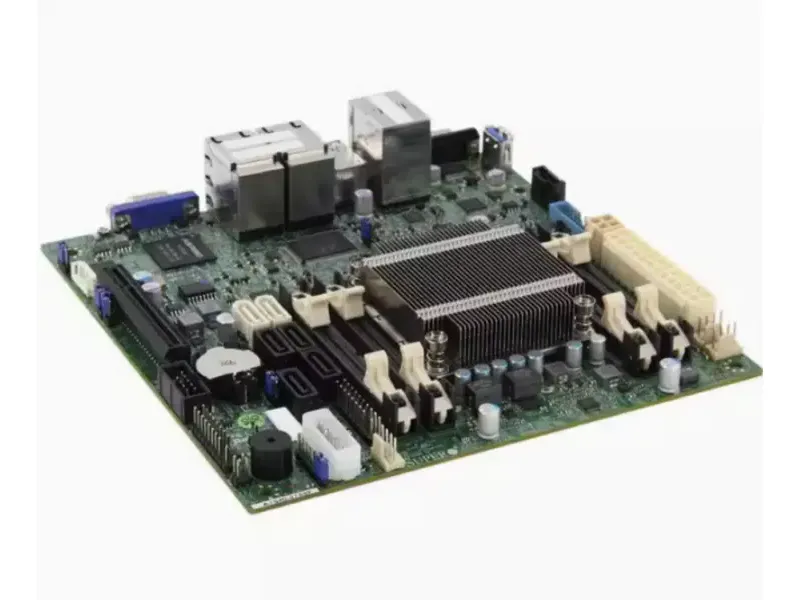Supermicro A1SRi-2758F carte mère