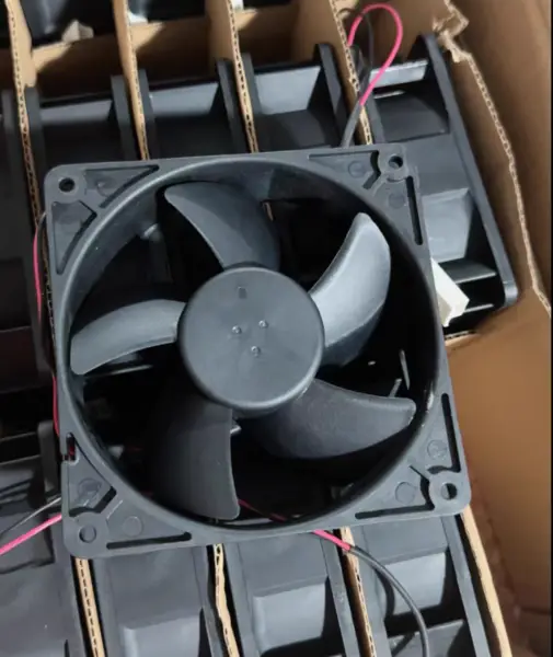 DELTA AFB1212LE-02 Ventilateur de refroidissement 12V 0.24A 2 fils