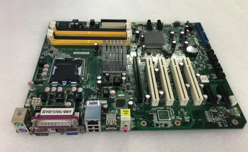 Carte mère Advantech AIMB-766 REV.A2 AIMB-766VG-00A2E 08GSAQ35001107