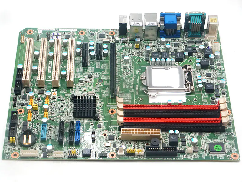 Carte mère industrielle Advantech AIMB-782 REV.A1 AIMB-782QG2