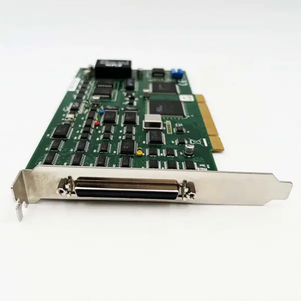 Pci-1716 Rev.a1 pour la carte d'acquisition de données multifonction Advantech à 16 canaux