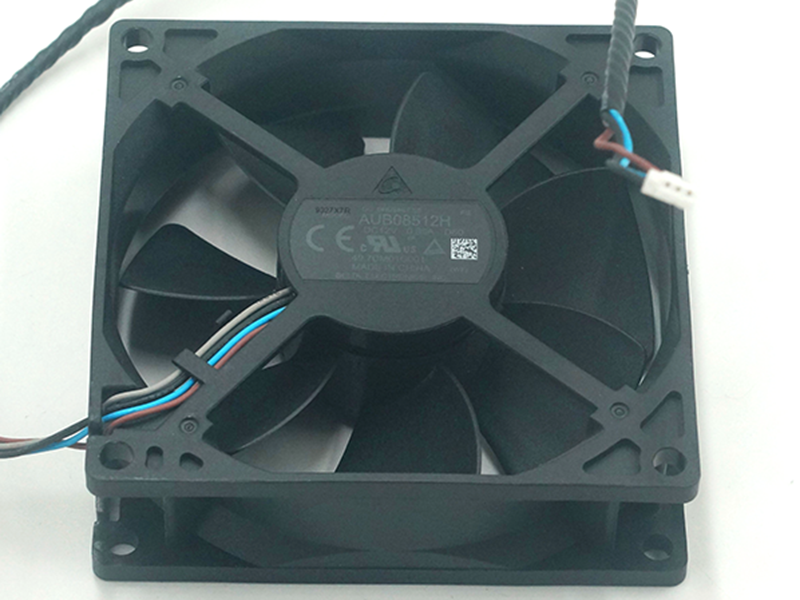DELTA AUB08512H Ventilateur