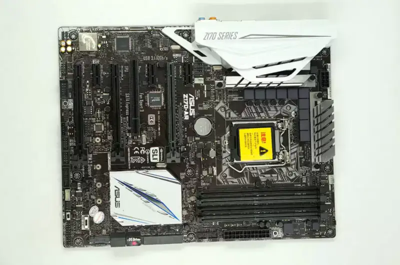 Carte mère Asus Z170-AR LGA1151 DDR4 64GB