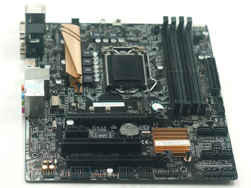 Carte mère Asus B150M-PLUS LGA 1151 DDR4