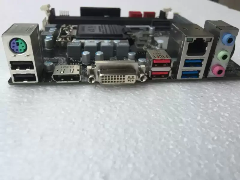 ECS B360H4-MI Carte mère B360 Chipset Mini-ITX