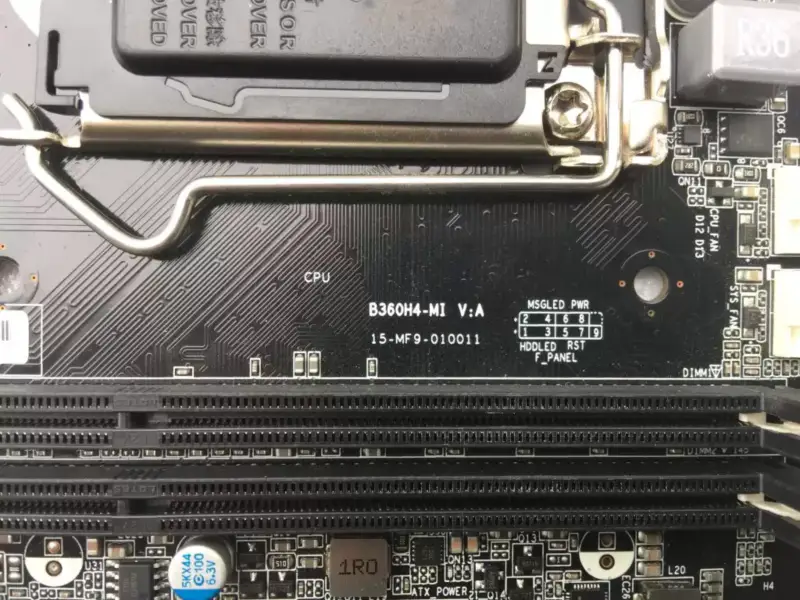 ECS B360H4-MI Carte mère B360 Chipset Mini-ITX