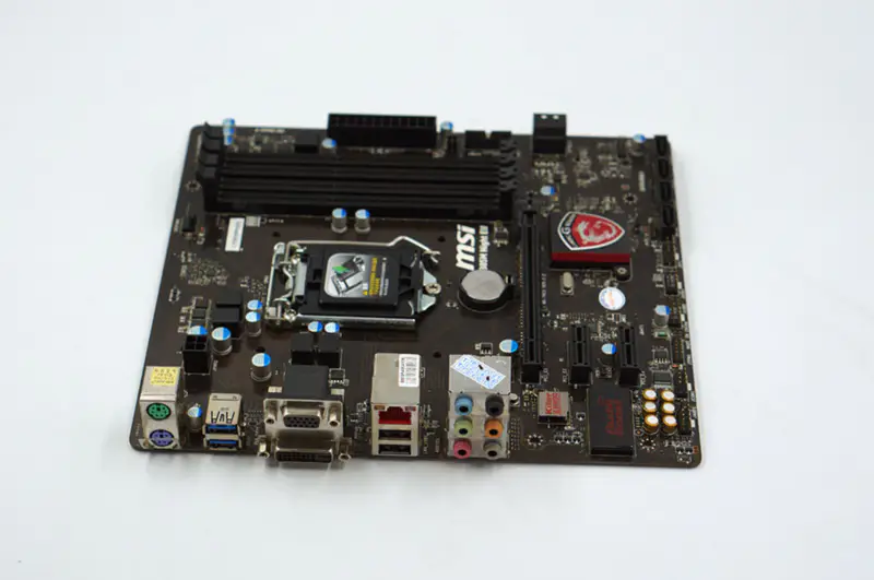 MSI B85M Night ELF Carte mère LGA 1150 /6GB M-ATX