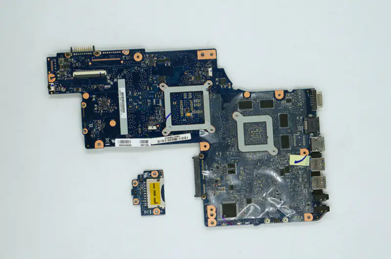 Toshiba L870 L875 C870 Carte mère Intel