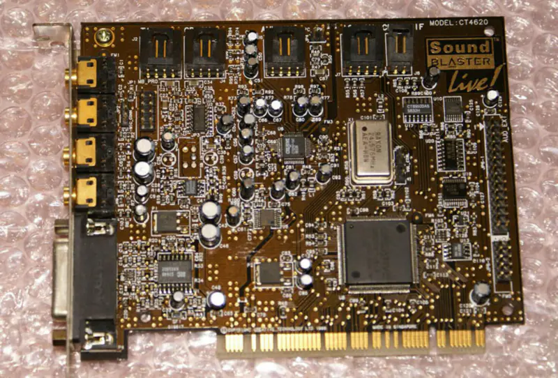 Carte son PCI 4.1 canaux Creative Sound Blaster LIVE CT4620