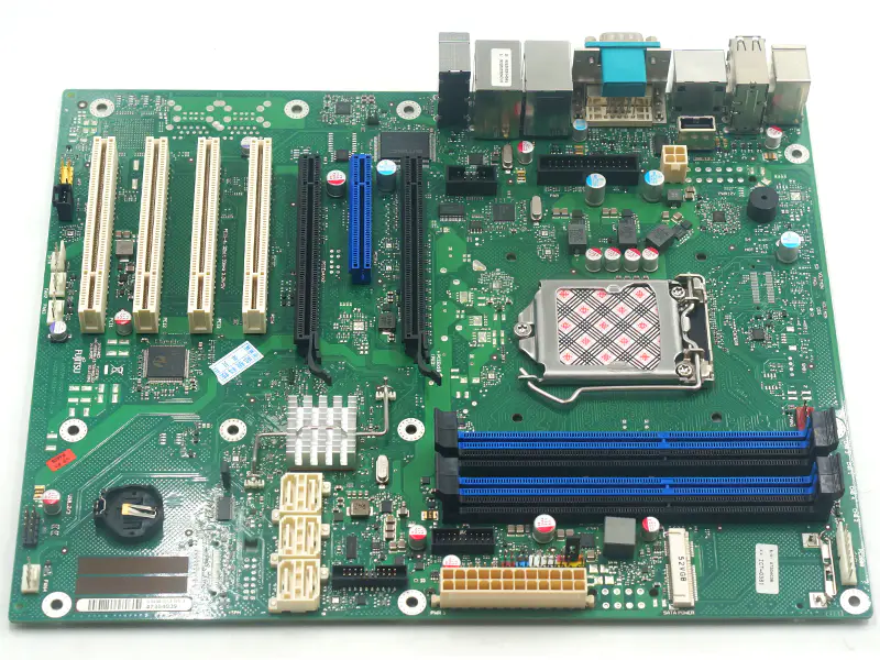 Fujitsu Siemens D3236-S13 GS3 W26361-W3352-X-04 Carte mère
